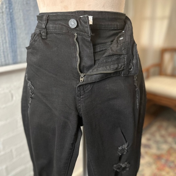 Kancan Black Distressed Skinny Jeans - Picture 11 of 16